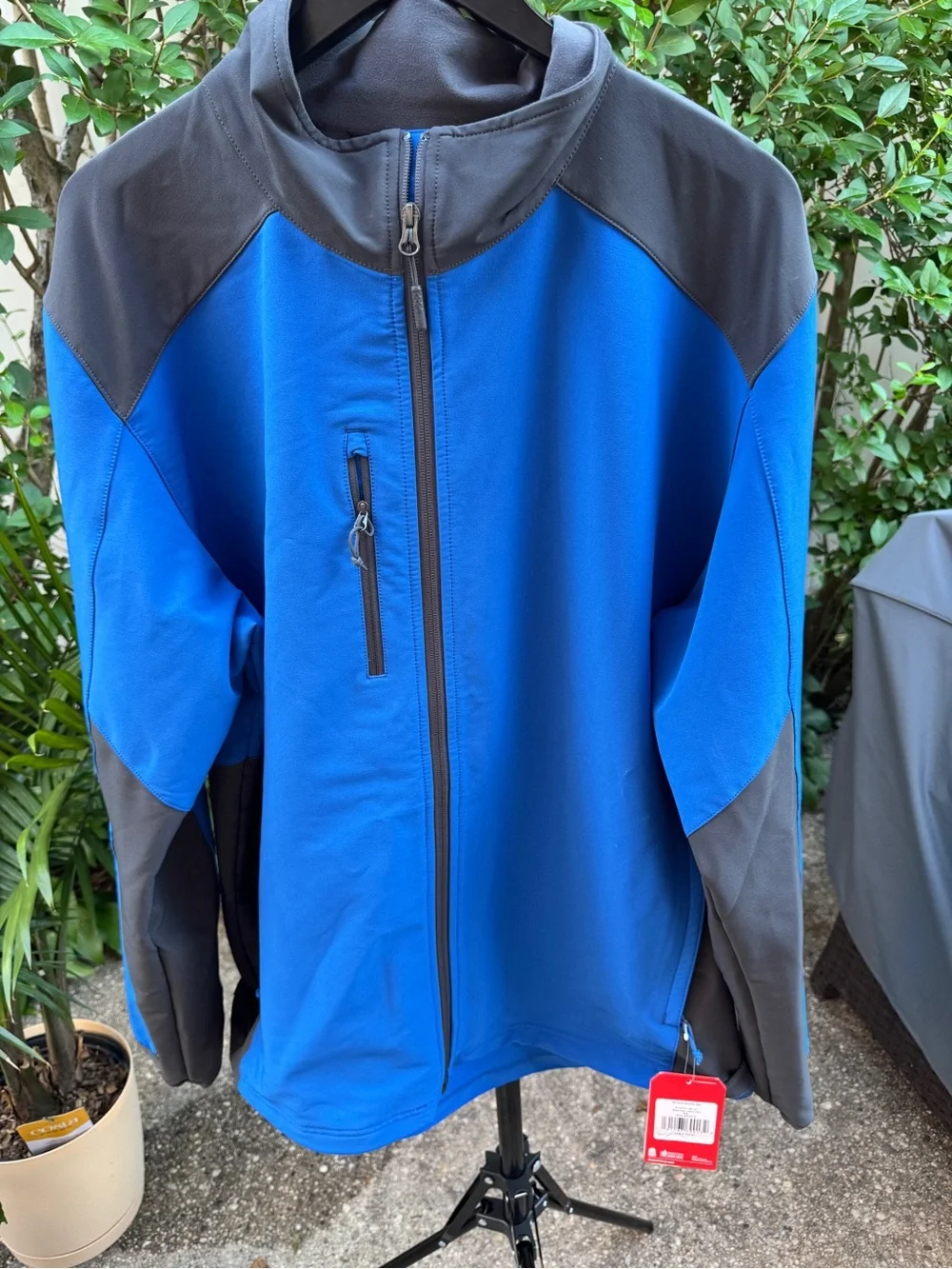 NWT The North Face Men’s Royal Blue and Dark Gray Full-Zip Performance Jacket